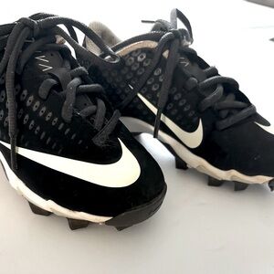 Nike| Nike Vapor Fast flex baseball cleats size 11c. Color black/ white